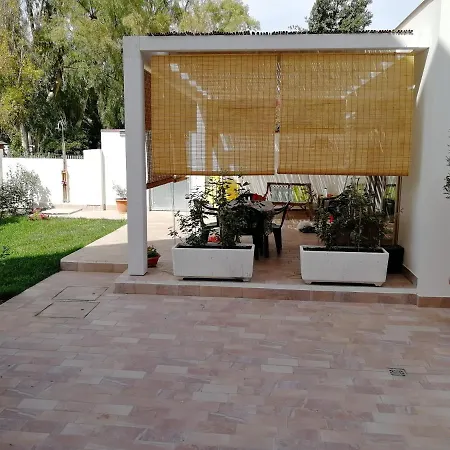 Seaside Garden - Guest Dom wakacyjny *